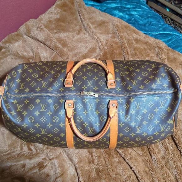 Louis Vuitton Keepall 60 Monogram Luxury Duffle Bag. VI0914 - Picture 6 of 13
